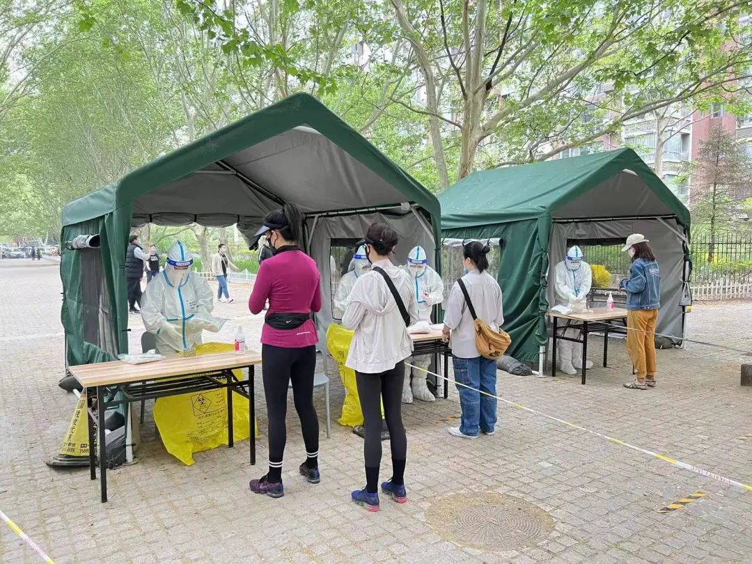疫情防控志愿者核酸检测,众志成城核酸检测医疗队紧急驰援
