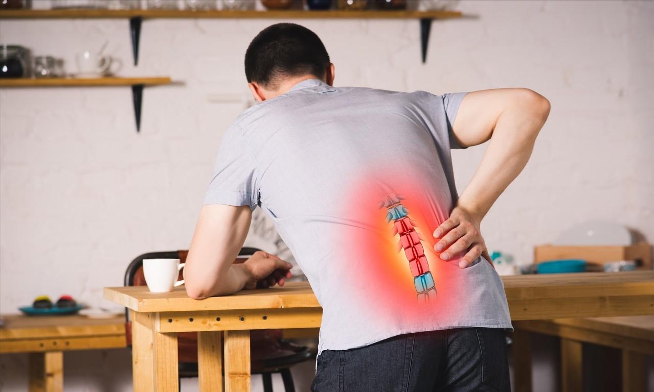 腰痛是用力过猛还是劳累过度,腰用力过猛引起的腰痛是什么病