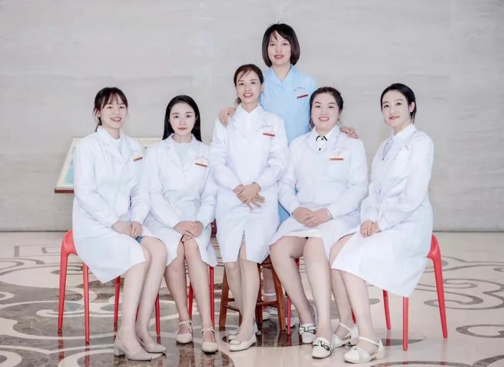 生完宝宝后不见小蛮腰,生完孩子没有小蛮腰是怎么回事