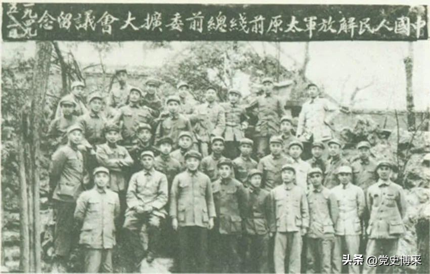 王新亭：军政兼备的开国上将，和陈赓共同打造令日军胆寒的386旅，主动让贤毛主席赞其风格高顾大局