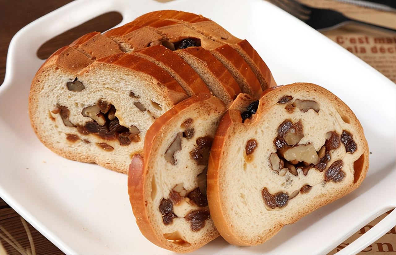 俄罗斯所有好吃的食品推荐,6种俄罗斯的食品必买的