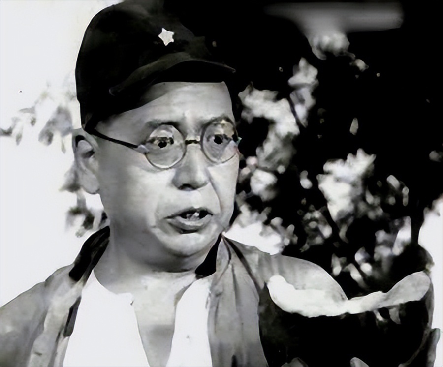 汉奸为什么都是中分头,为什么影视剧里汉奸都是中分