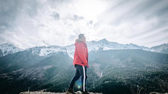 香格里拉去德钦的路好走吗,香格里拉到德钦自驾游攻略