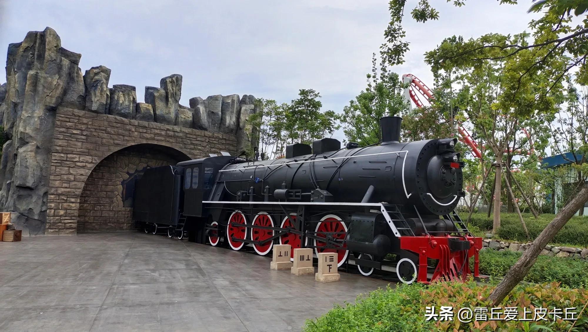 上海迪士尼乐园测评,上海迪士尼乐园解析