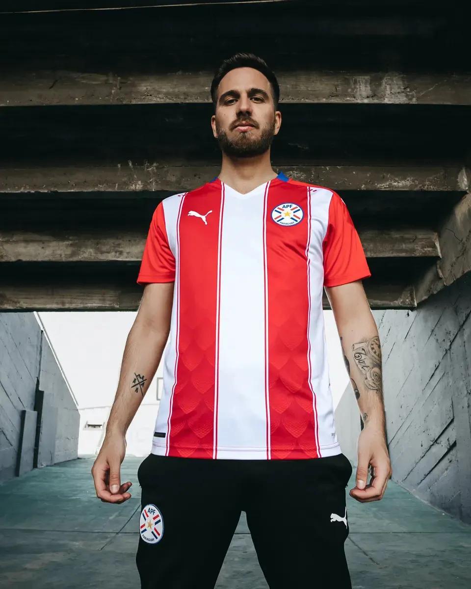 足球比赛穿什么颜色的球衣,2022世界杯公认最漂亮球衣