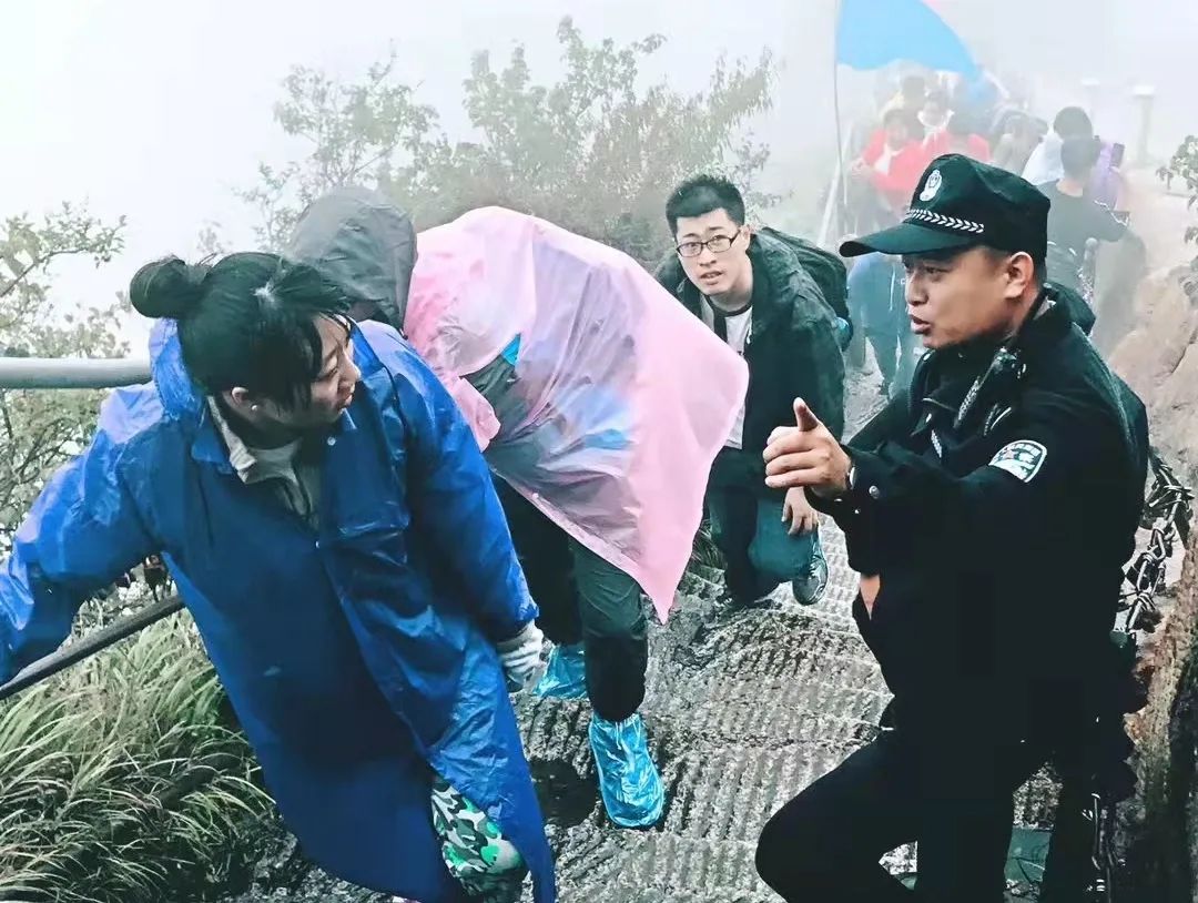 五四奖章获奖者武霖,28届中国青年五四奖章渭南