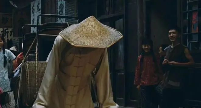 对一个恶人是报复还是远离,对待恶人要学会反击