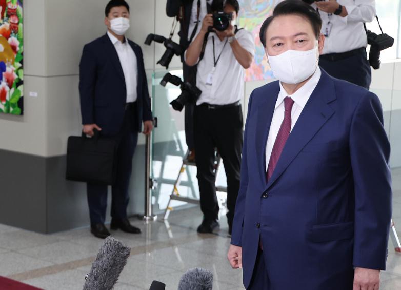 浜氭床鍚勫浗姘戜紬澹拌浜屾垬鏃ュ啗鏆磋,闊╁浗姘戜紬璋磋矗鏃ユ湰鏀垮簻