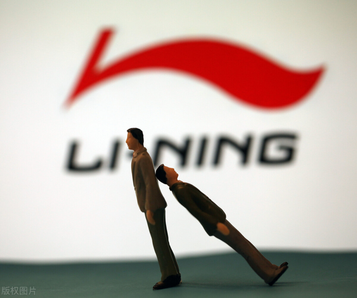 摊上大事,爱国的李宁惹上辱华风波