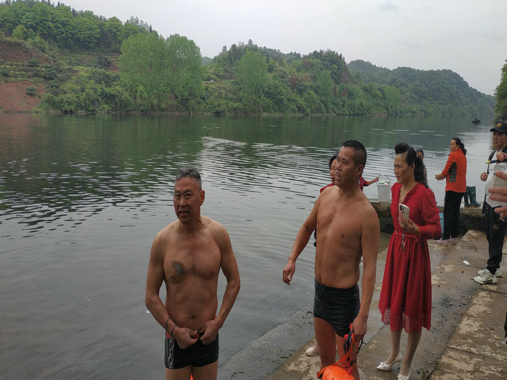 怀化第六届运动会游泳比赛,怀化鹤城泳协漂流