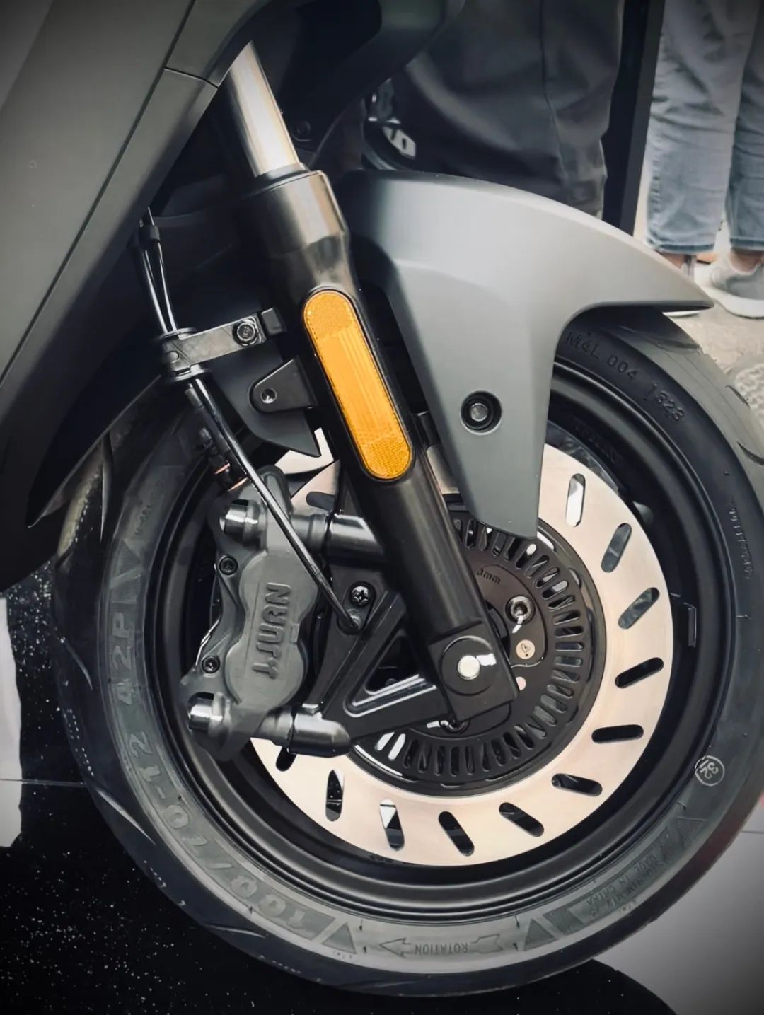 电摩e300p发布,九号电动摩托e300p