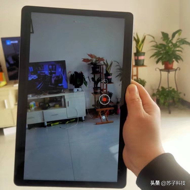 联想发力了：2K大屏+7700mAh大电池，跌至1049元！