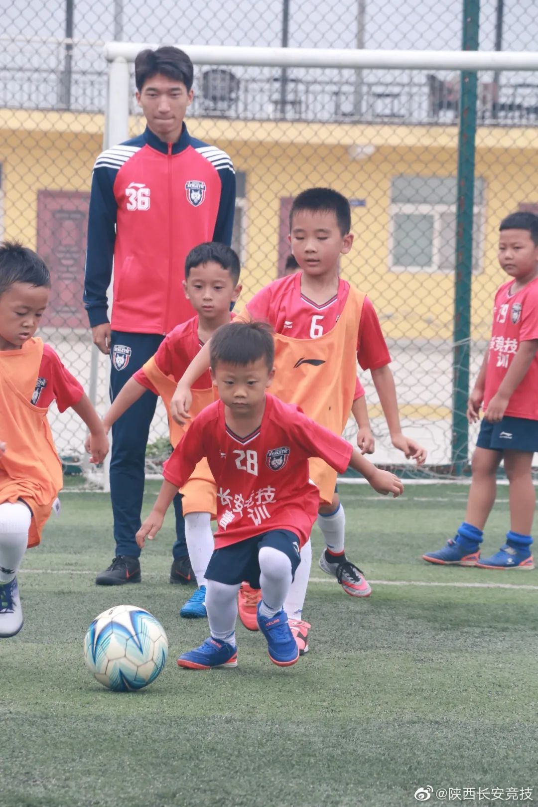 梅西正式退役吗,如果梅西退役会有多轰动