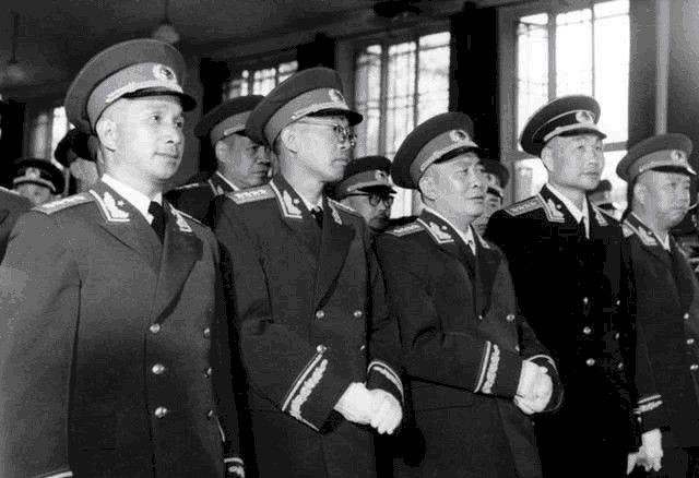 开国将帅中有多少黄埔生?彭总:81个,毛主席:蒋校长要生气啰