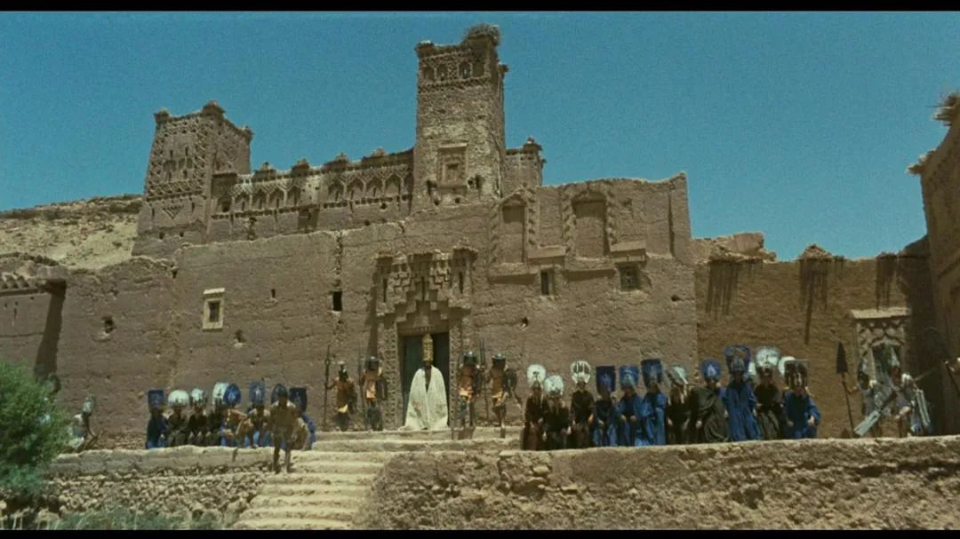 祭牲是一种古老的仪式，而我们忘记了它的*力暴**起源