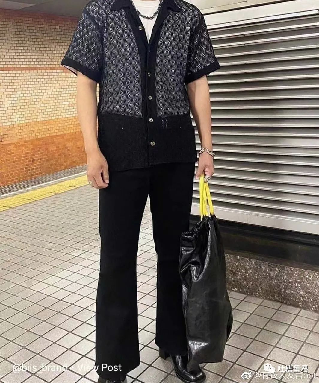 上海学生一身衣服价值127万,上海一学生穿100万衣服真的假的