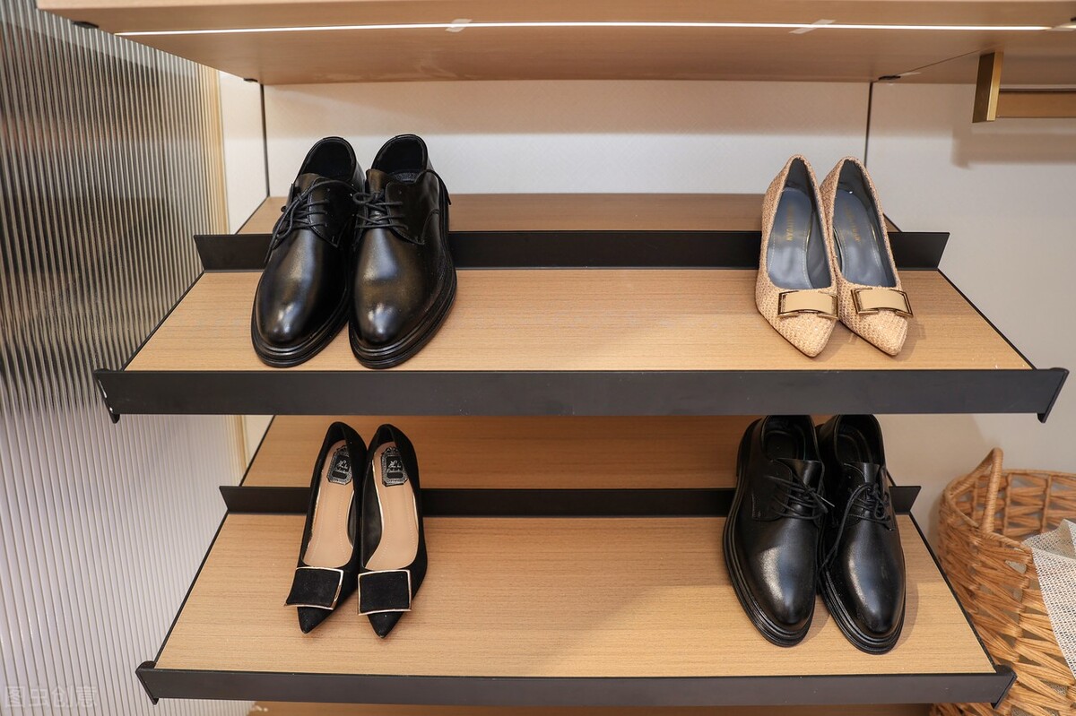 洗鞋店告诉你洗鞋子小技巧,洗鞋小妙招最火视频