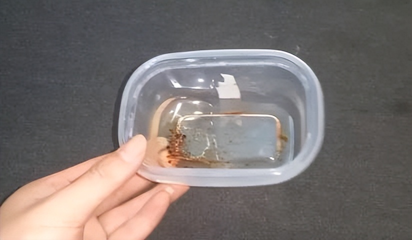 油烟机收集的废油大家怎么处理的,油烟机里的废油怎么处理可以浇花