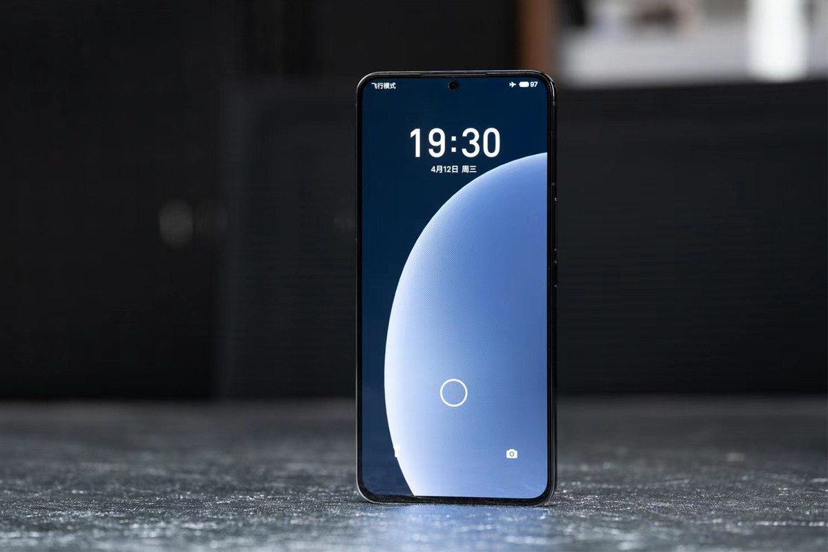 魅族20系列价格尺寸,魅族20目前值得购买吗