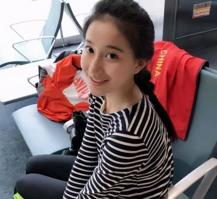 艺体女神王曼亲私密故事？浙大校花颜值不输张豆豆？曼亲生活细节