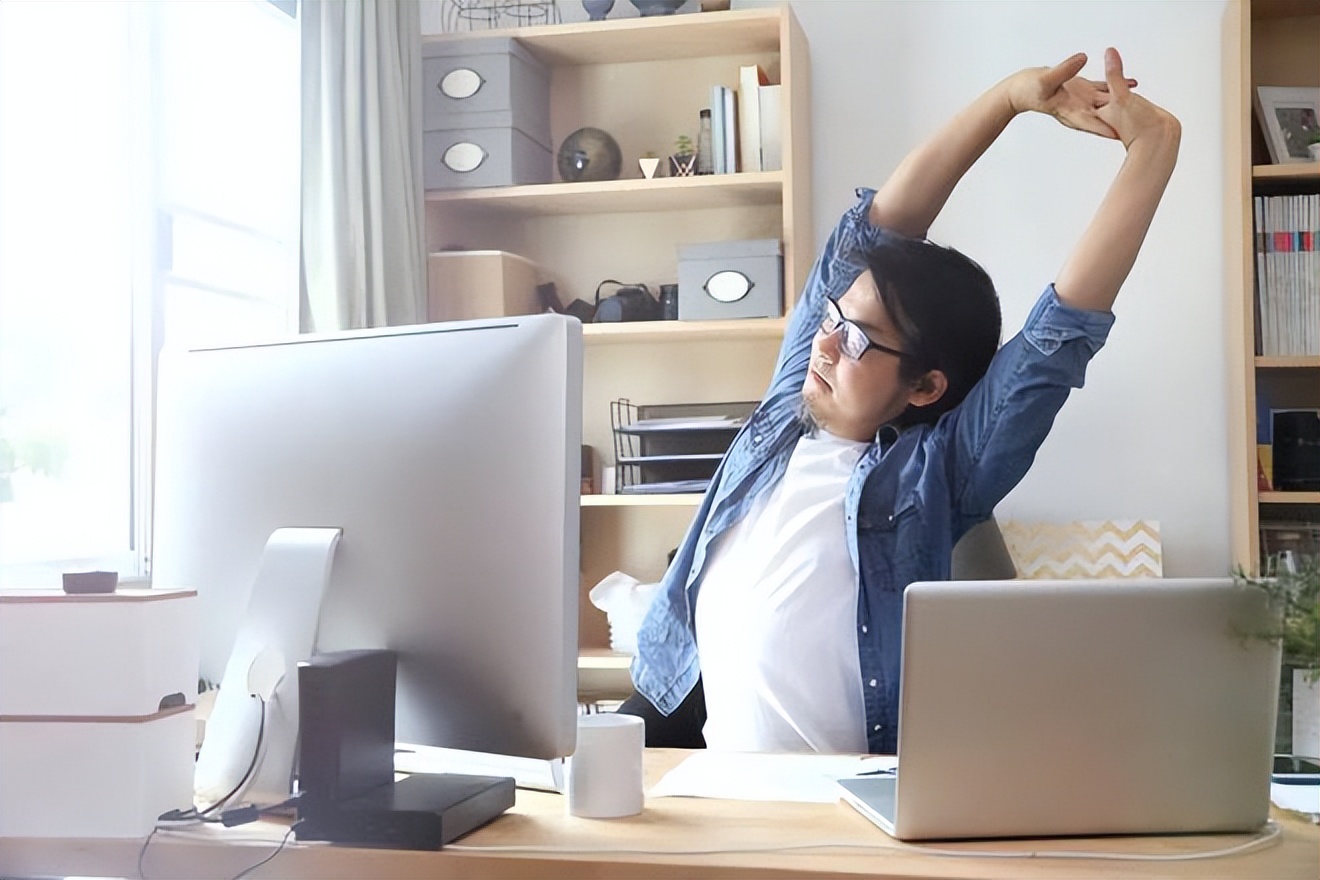 转行程序员和产品经理,35岁程序员创业