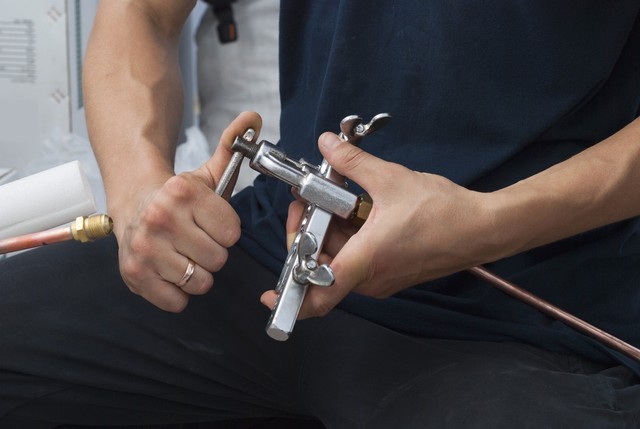 30岁农村小伙啃老,37岁农村小伙在家啃老