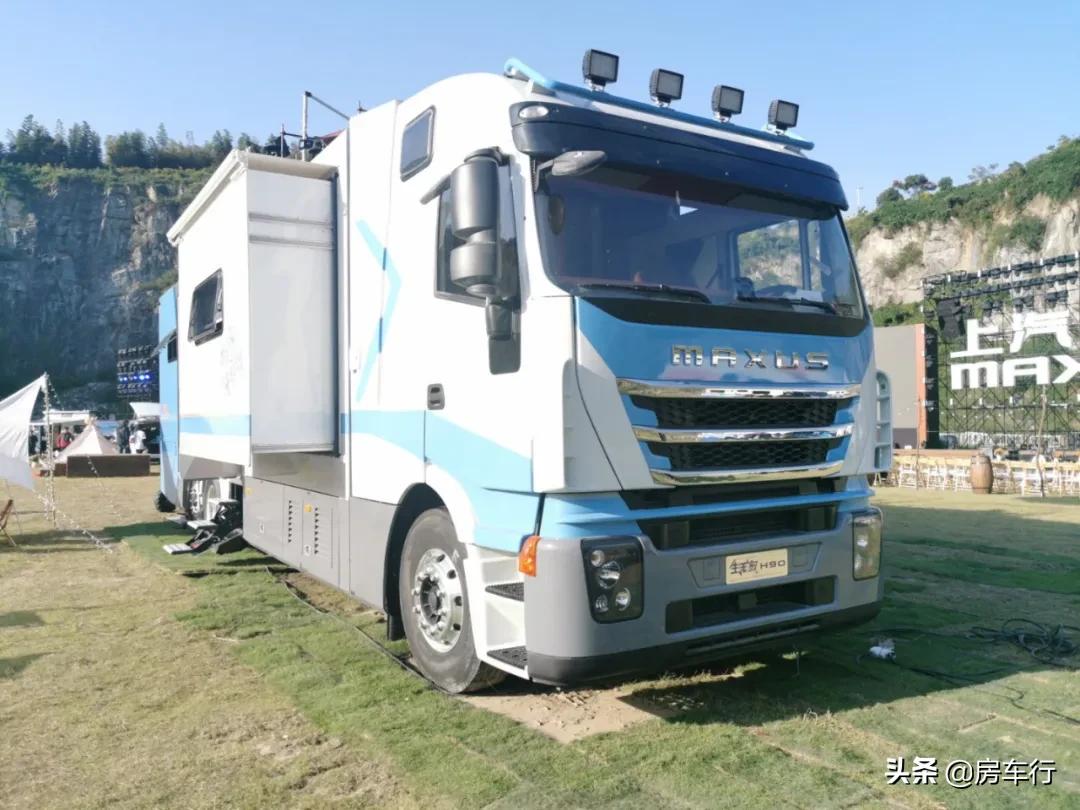 13万b型房车有几款可选,大通旅行家v90房车2021年