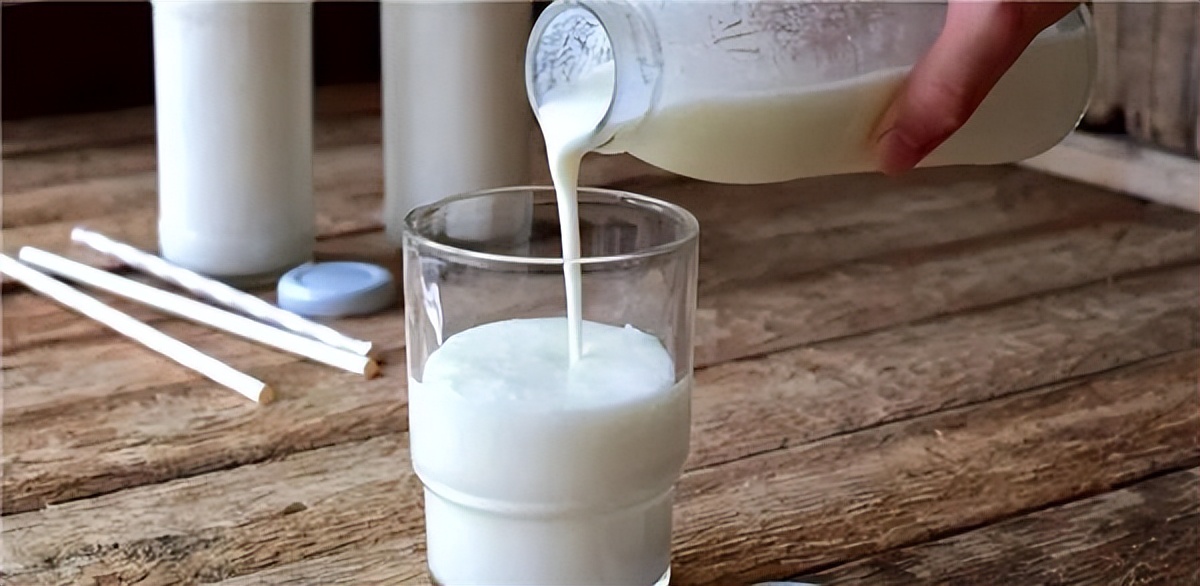 优质蛋白质食物牛奶怎么选择,牛奶蛋白质含量低为什么营养高