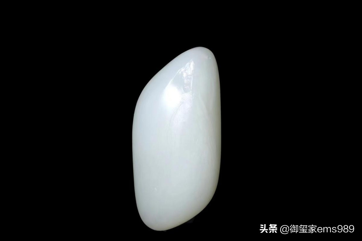 和田玉真的不沾水吗,和田玉羊脂白玉有棉絮吗