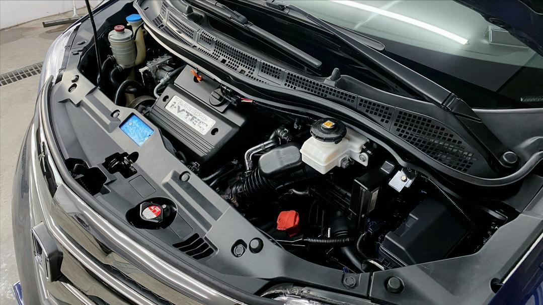 老款艾力绅二手车修复,老车翻新艾力绅