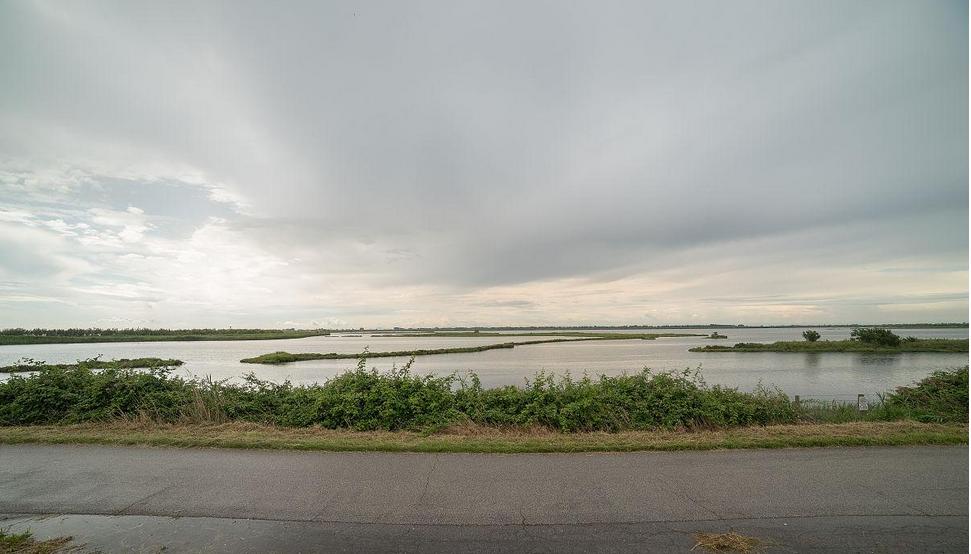 三角洲是侵蚀地貌还是沉积地貌,三角洲的演变视频