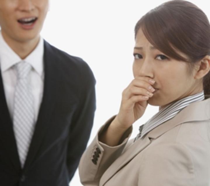 为什么不能刷牙而且嘴里有臭味,一张嘴就有臭味怎么刷牙都没用