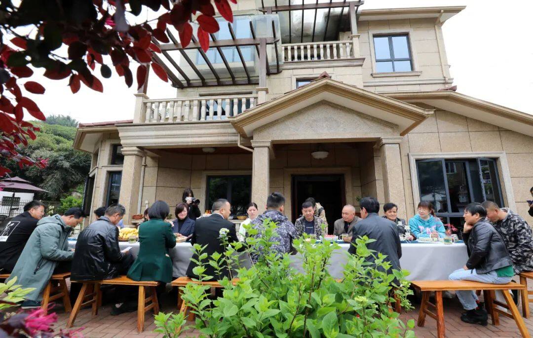 离杭州比较近的浙江城市,离杭州很近的市区