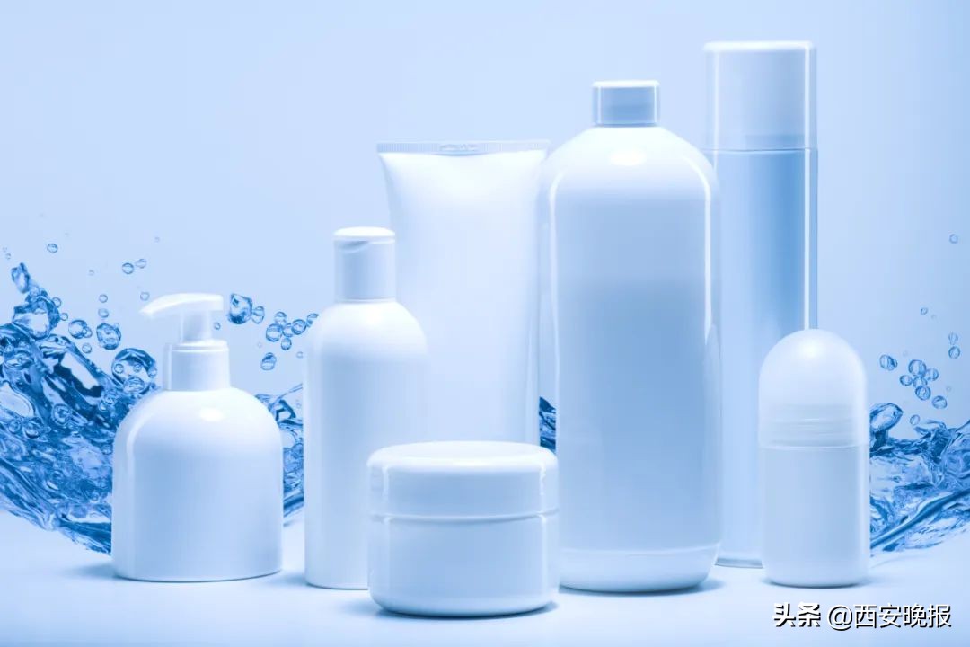 有人网上大量购买化妆品空瓶,警方一查竟牵出制假大案