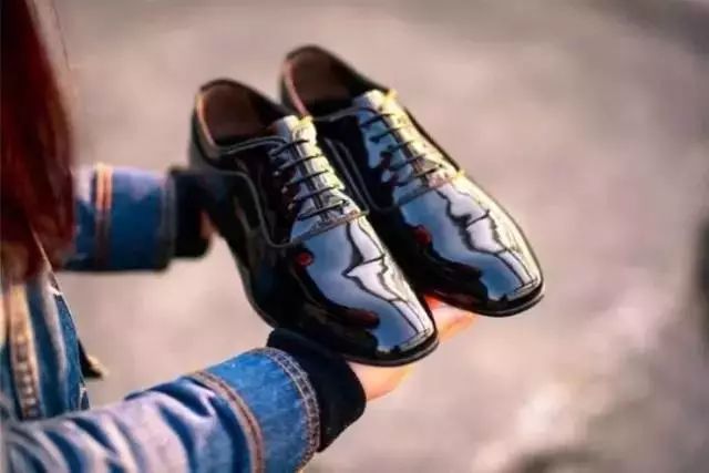 从你的鞋，可以看出几个哲理