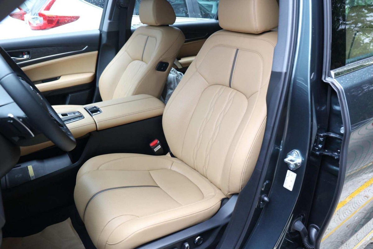 新款本田ur-v车型最高配,urv本田轴距