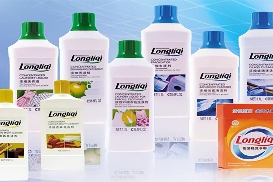 蛇王隆力奇,隆力奇蛇王