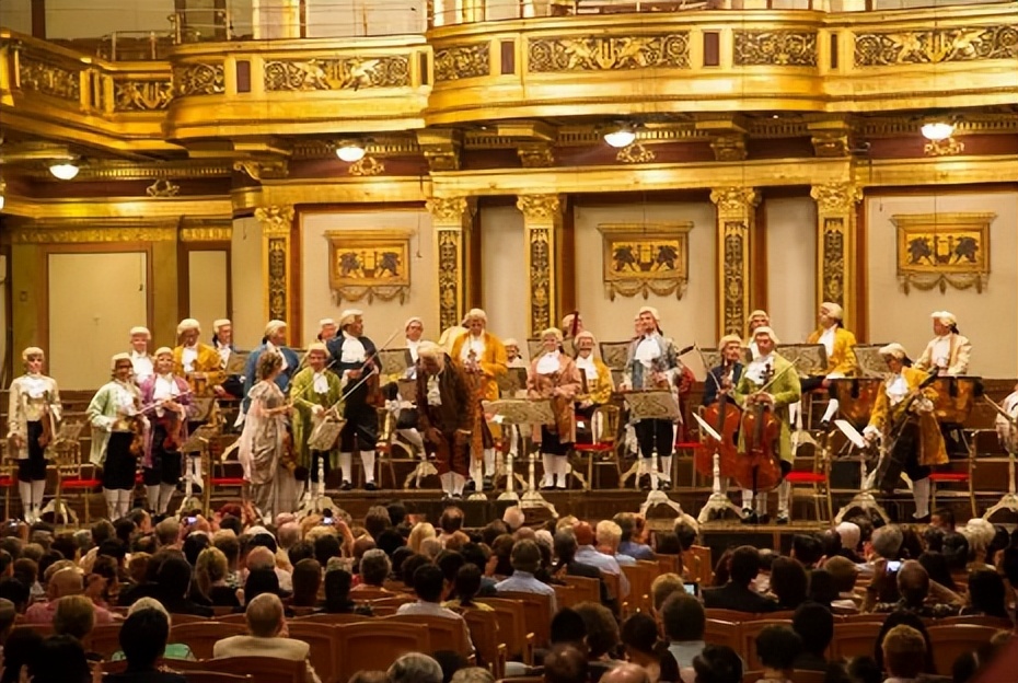 绿树成荫演唱分析,绿树成荫歌曲背景介绍