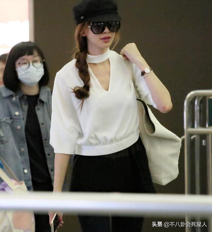 林志玲时尚拍摄花絮视频,林志玲挤牛奶发嗲飙英文