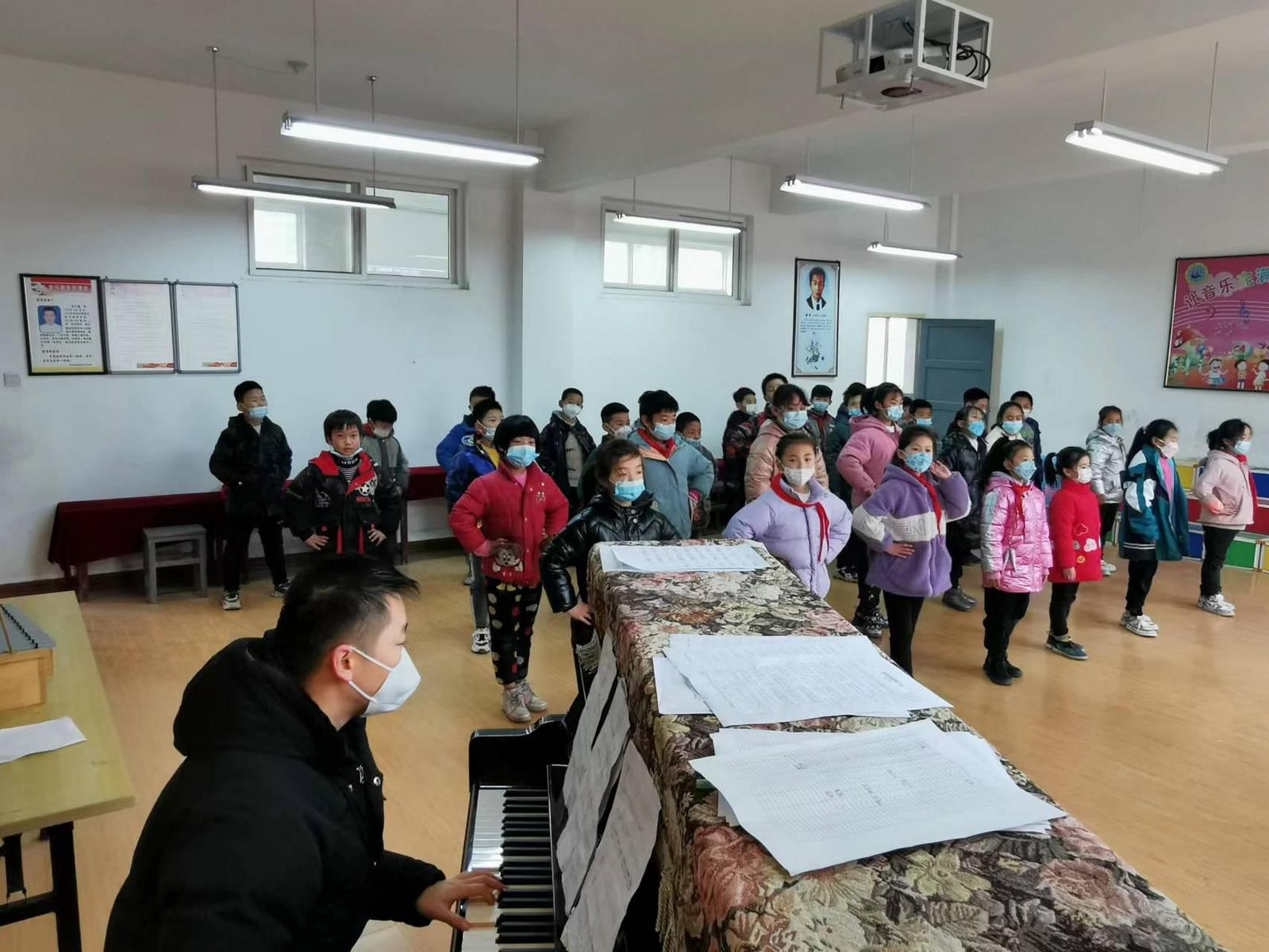 山区孩子足球梦,乡村孩子的足球梦