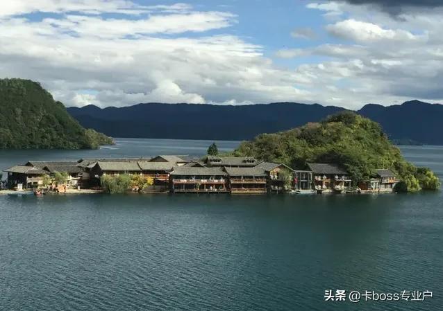 去云南旅游应该去哪些景点好一点,旅游攻略去云南必去景点