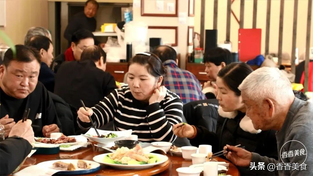 古都名市美食与风味小吃,特色美食邂逅古城之旅