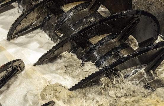 飞越俄罗斯上空,世界目前最大的钻石矿