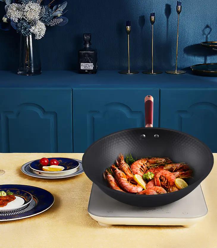 如何挑选一口好的铁锅,推荐不粘的铁锅