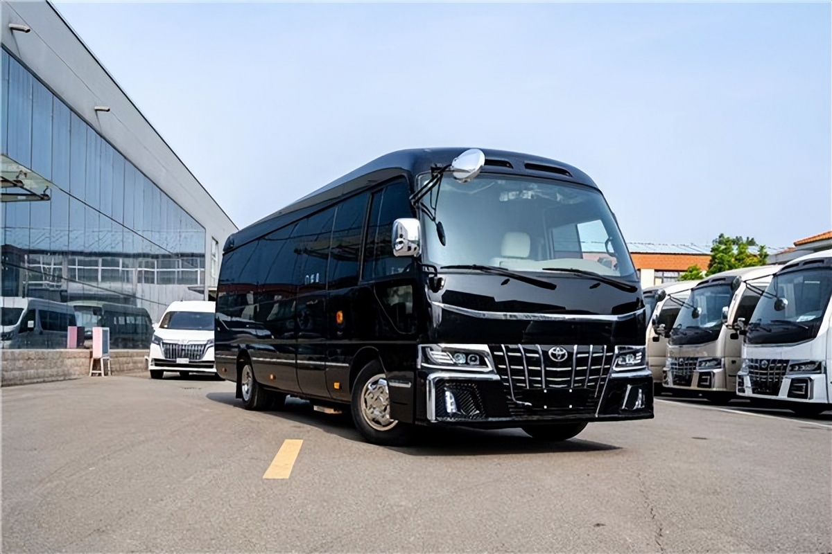 丰田考斯特12座价格考斯特4.0L六缸豪华中巴