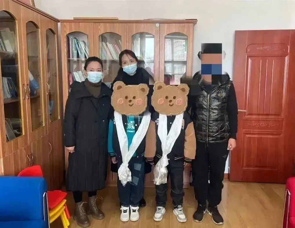 瀛╁瓙鍒摥浜よ閫佷綘鍥炲,瀛╁瓙鍒摥