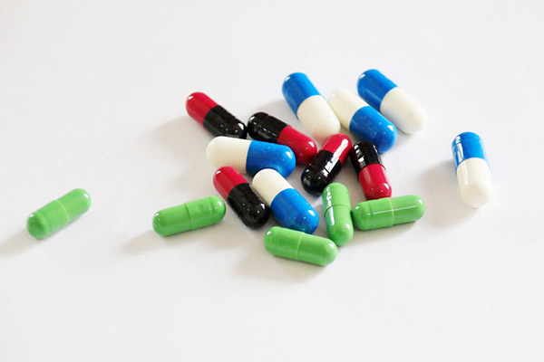 腹泻除了吃蒙脱石散还要吃什么药,治疗拉肚子除了蒙脱石散还有哪些