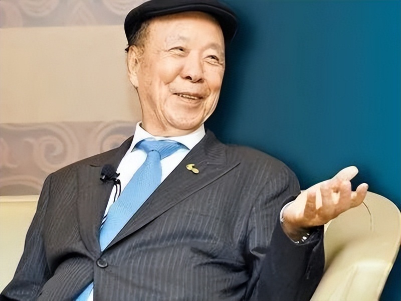 澳门赌王吕志和谈内地商人,澳门赌王和香港富豪谁最有钱