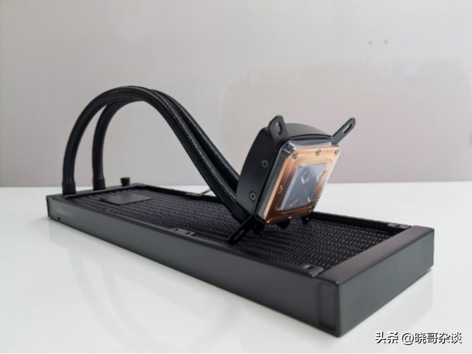 13490f黑盒和蓝盒区别大吗,英特尔小黑盒