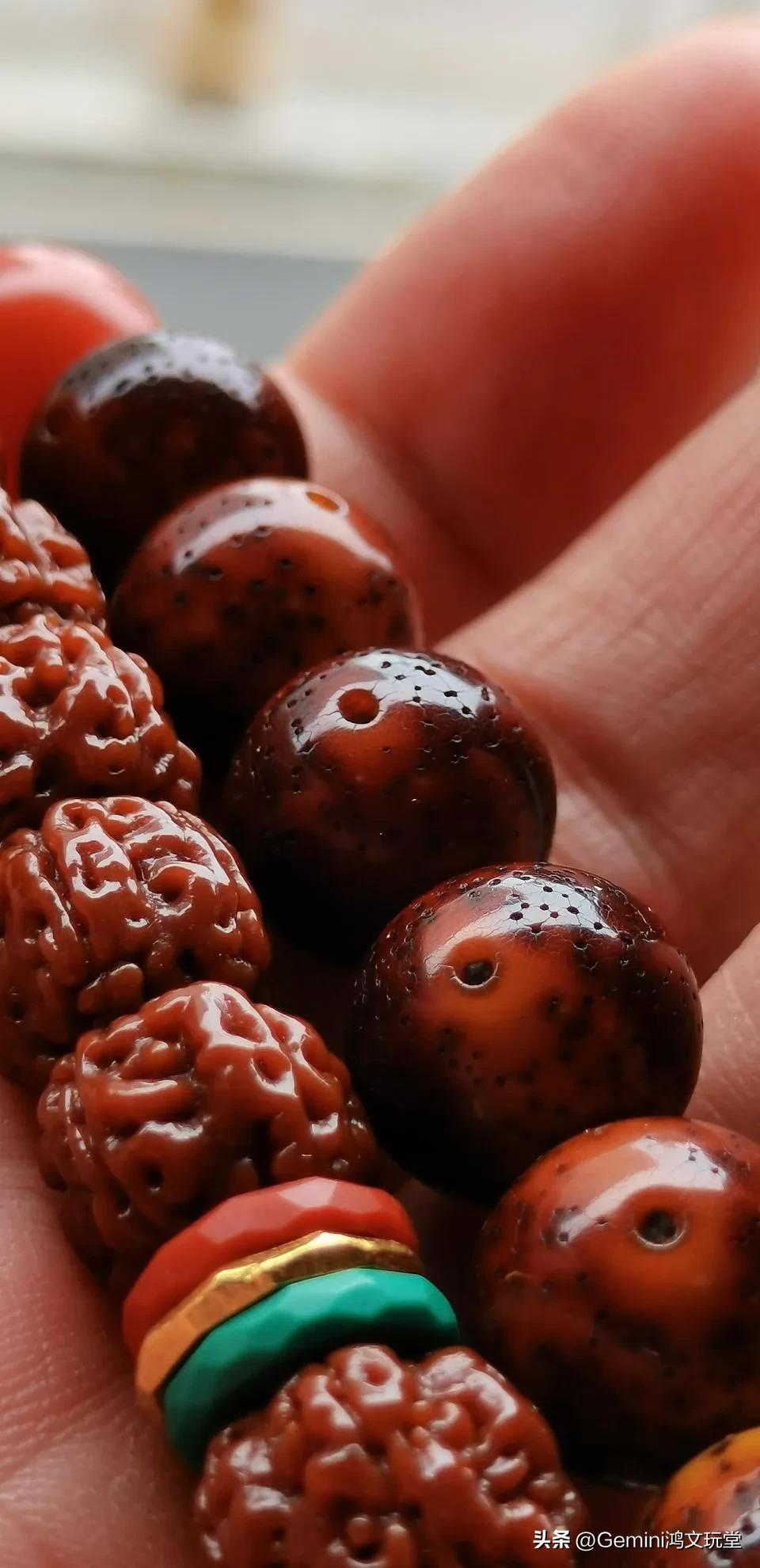 星月菩提和翡翠手串哪个好,星月菩提和菩提根哪个容易盘